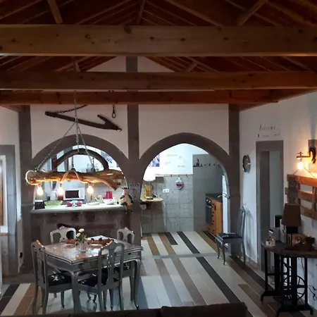Lovely House In Holiday home Biscoitos (Terceira)