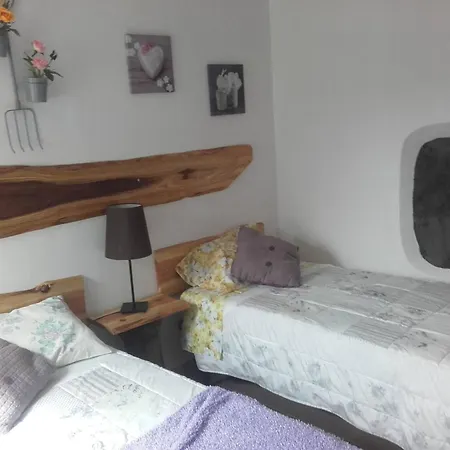 Lovely House In Holiday home Biscoitos (Terceira)